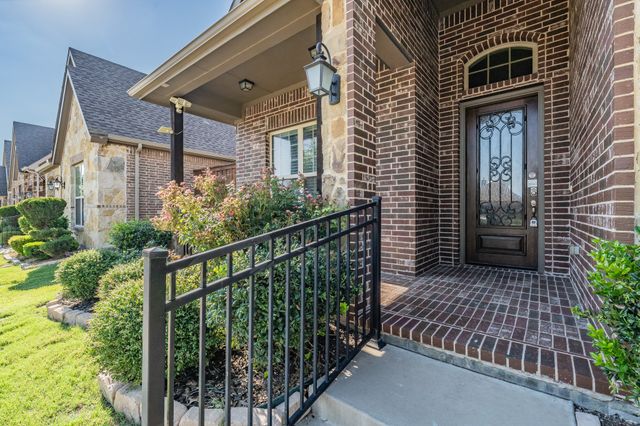 568 Enfield Drive, Frisco, TX 75036