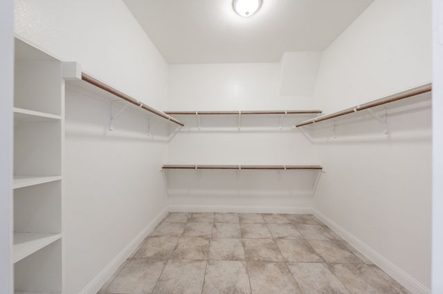 568 Enfield Drive, Frisco, TX 75036