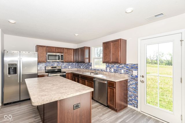 3193 E Maygrove Drive, Danville, IN 46122