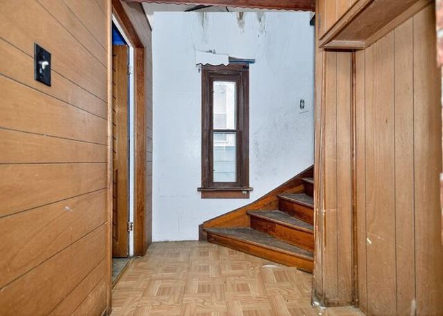 2503 W Becher STREET, Milwaukee, WI 53215