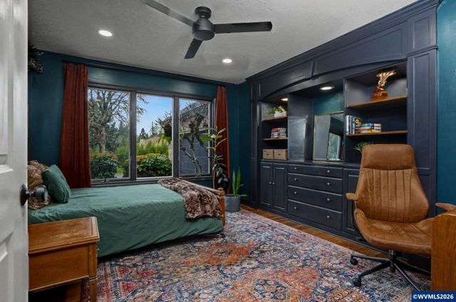 670 Palisades Dr SE, Salem, OR 97302