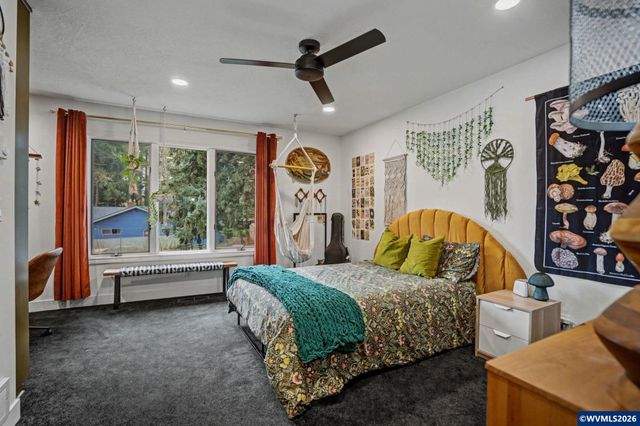 670 Palisades Dr SE, Salem, OR 97302