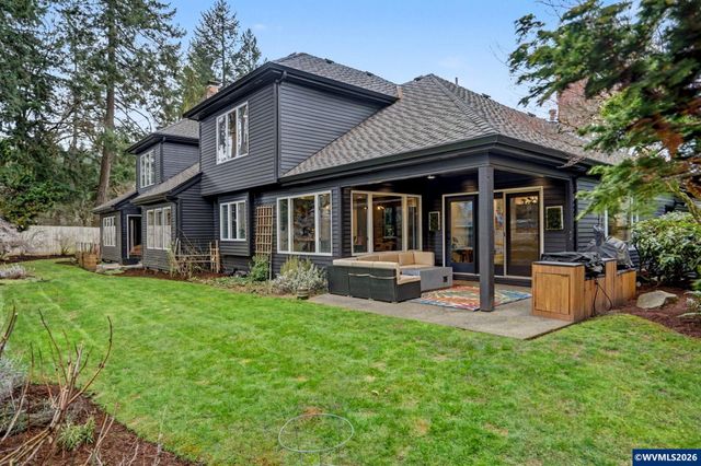 670 Palisades Dr SE, Salem, OR 97302