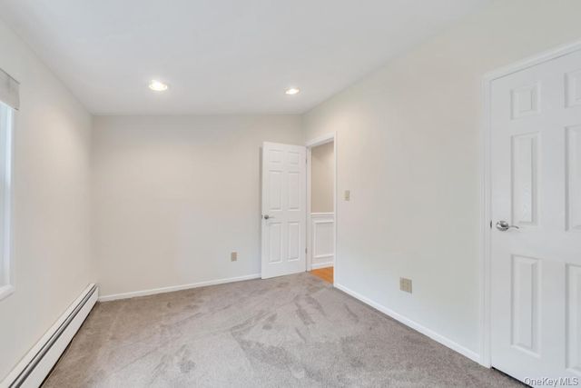 61 Pitchpine Place, Medford, NY 11763