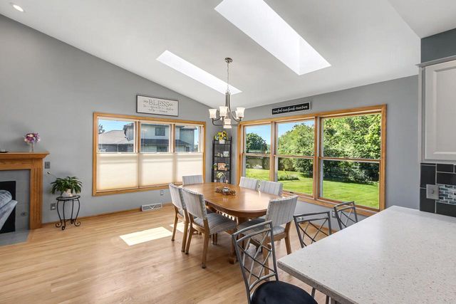 W14222 Selwood Drive, Prairie Du Sac, WI 53578