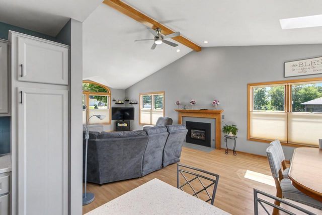 W14222 Selwood Drive, Prairie Du Sac, WI 53578