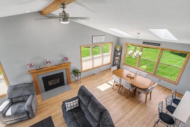 W14222 Selwood Drive, Prairie Du Sac, WI 53578