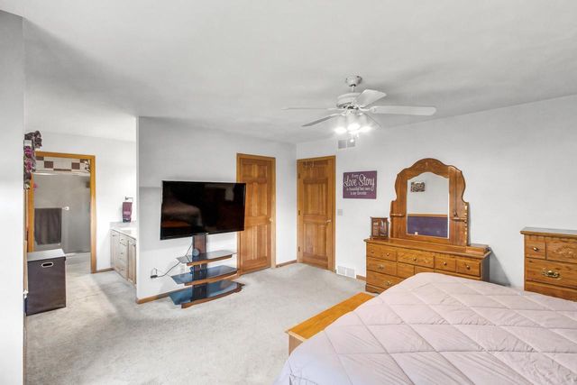 W14222 Selwood Drive, Prairie Du Sac, WI 53578