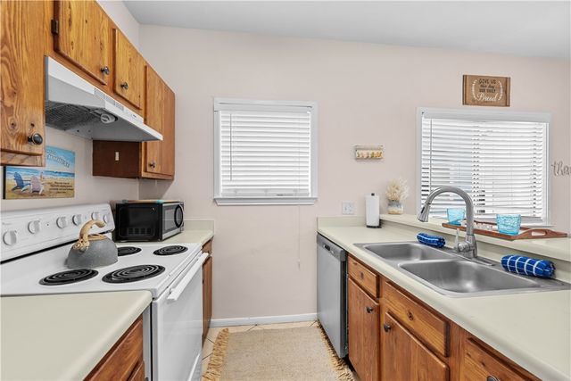 15010 Leeward Dr 104, Corpus Christi, TX 78418