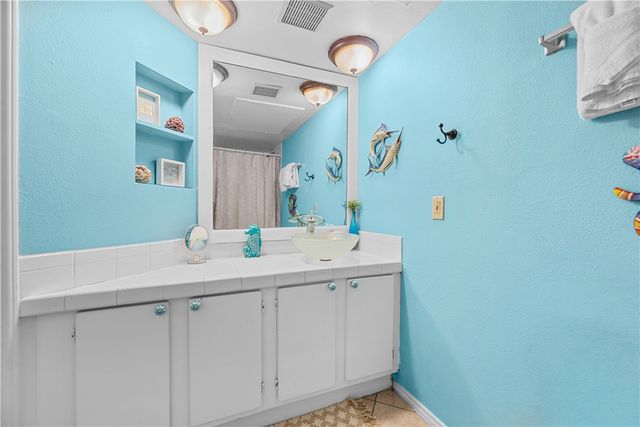 15010 Leeward Dr 104, Corpus Christi, TX 78418