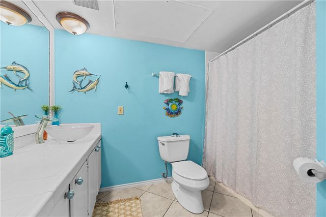 15010 Leeward Dr 104, Corpus Christi, TX 78418