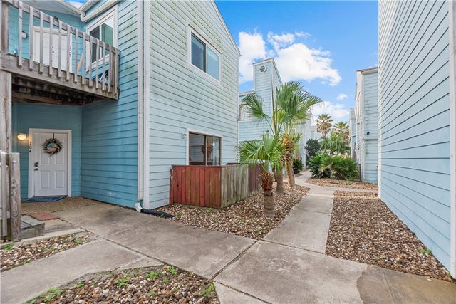 15010 Leeward Dr 104, Corpus Christi, TX 78418