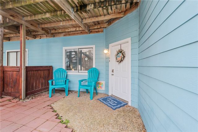 15010 Leeward Dr 104, Corpus Christi, TX 78418