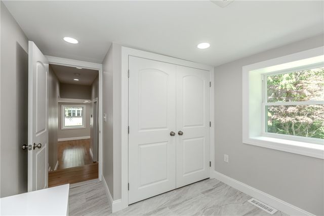 1855 Old Louisquissett Pike, Lincoln, RI 02865