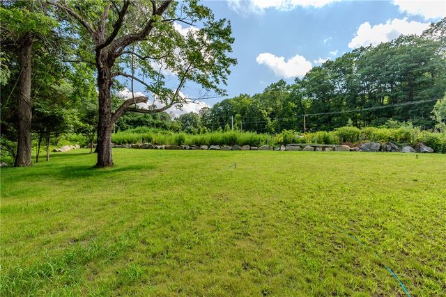 1855 Old Louisquissett Pike, Lincoln, RI 02865