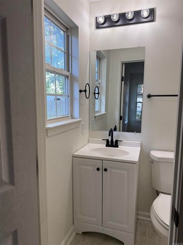 1438 David Lee, Haskell, AR 72015
