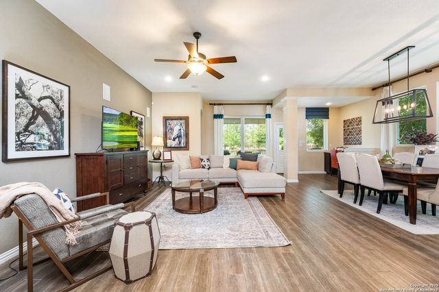 8921 Vine Leaf, Schertz, TX 78154