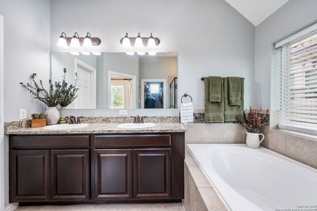 8921 Vine Leaf, Schertz, TX 78154