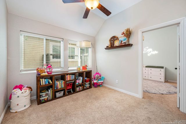 8921 Vine Leaf, Schertz, TX 78154