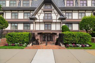 77 Maple Avenue 100, Rockville Centre, NY 11570