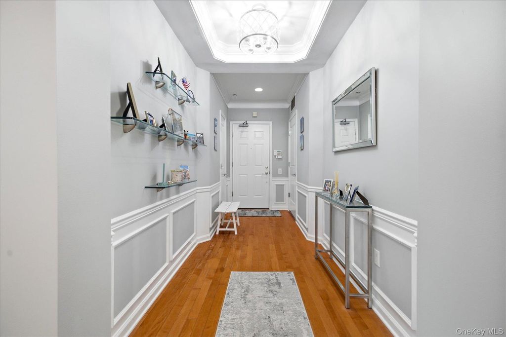 77 Maple Avenue 100, Rockville Centre, NY 11570 — photo 3