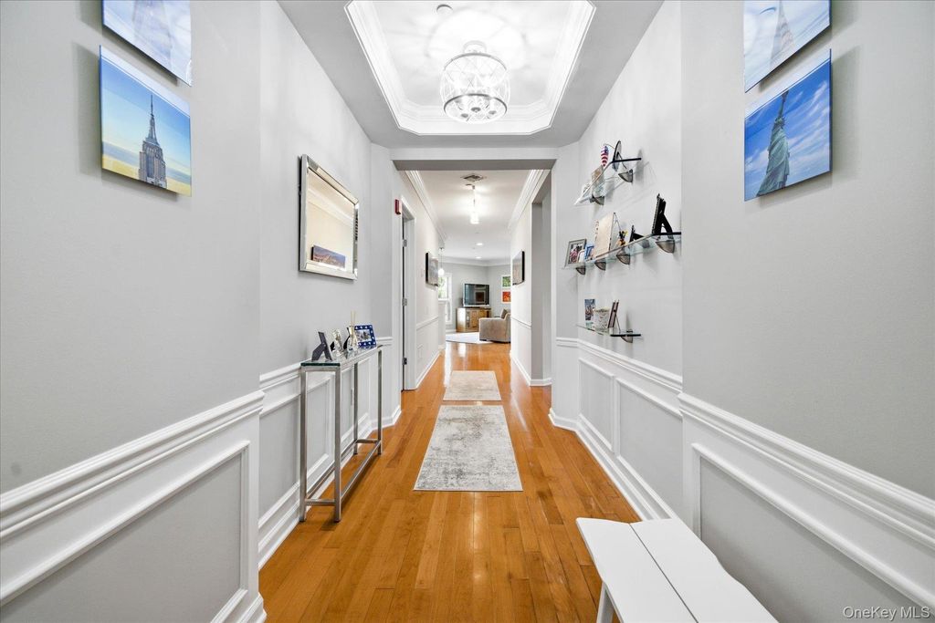 77 Maple Avenue 100, Rockville Centre, NY 11570 — photo 4