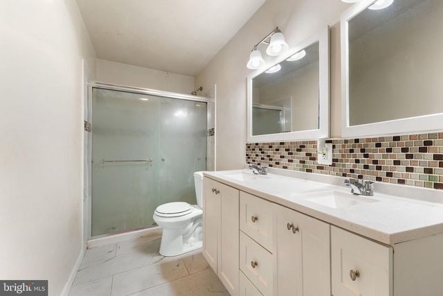 1215 DORCHESTER AVE, Baltimore, MD 21207