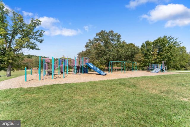 1215 DORCHESTER AVE, Baltimore, MD 21207