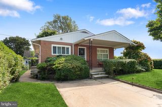 1215 DORCHESTER AVE, Baltimore, MD 21207