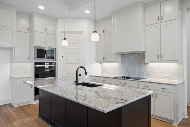 161 Aria Drive, Waxahachie, TX 75165