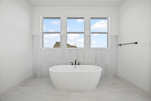 161 Aria Drive, Waxahachie, TX 75165