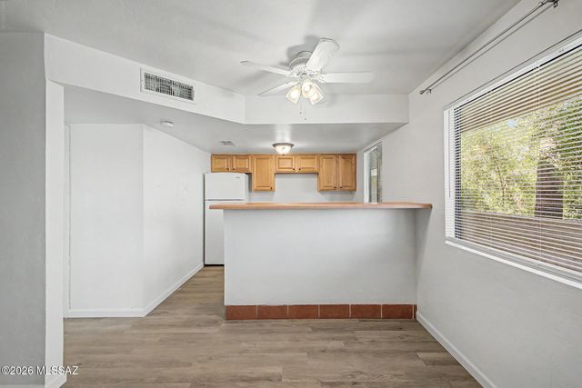 455 W Kelso St Apt 222, Tucson, AZ 85705