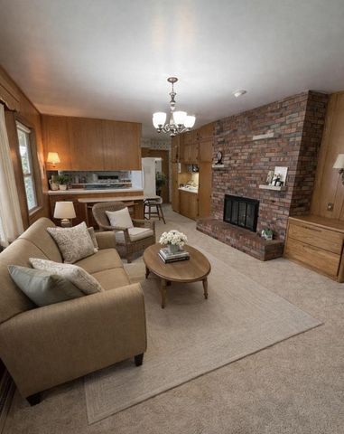 1626 Meadowcrest Lane, Middleton, WI 53562