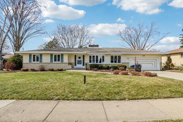 1626 Meadowcrest Lane, Middleton, WI 53562