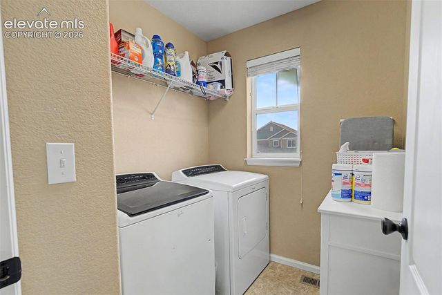 7818 Lightwood Way, Colorado Springs, CO 80908