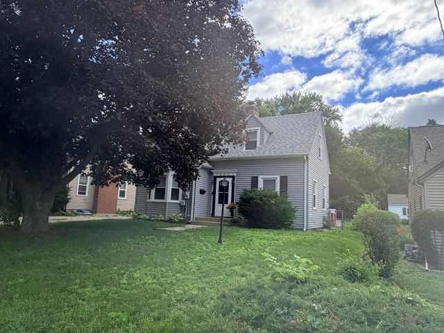 402 S Rockford Avenue, Rockford, IL 61104