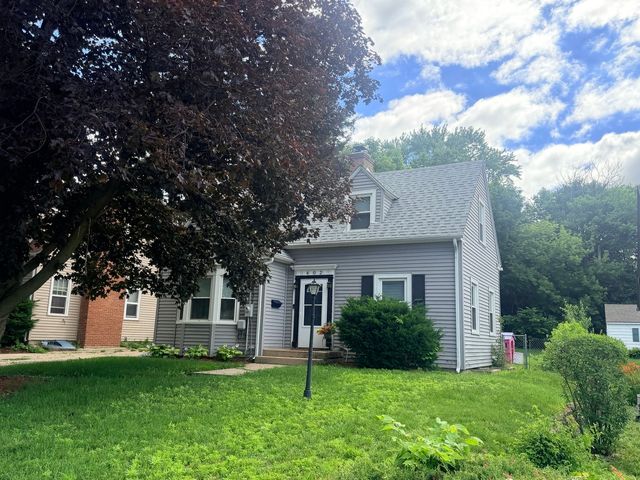 402 S Rockford Avenue, Rockford, IL 61104