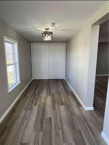 15 Brown-Colyer Road, Eubank, KY 42567