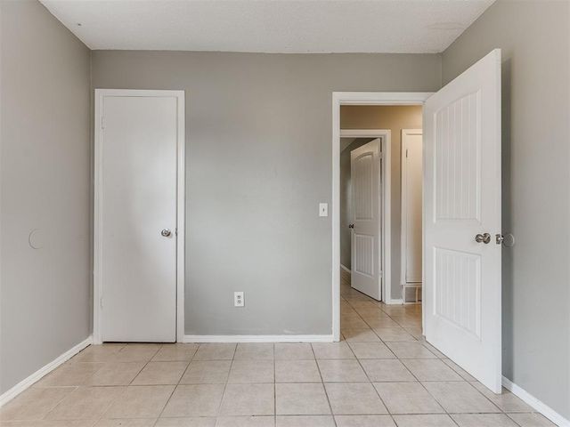 941 N Bradley Avenue, Oklahoma City, OK 73127