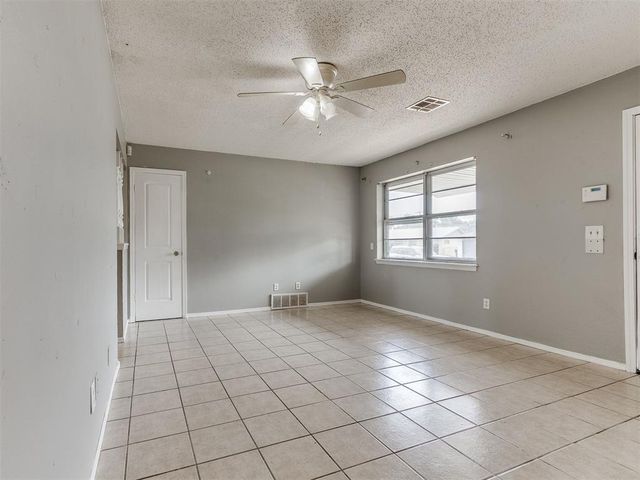 941 N Bradley Avenue, Oklahoma City, OK 73127