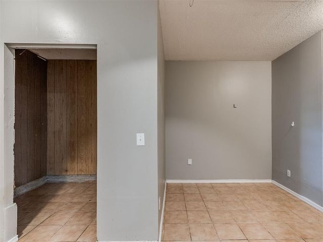 941 N Bradley Avenue, Oklahoma City, OK 73127