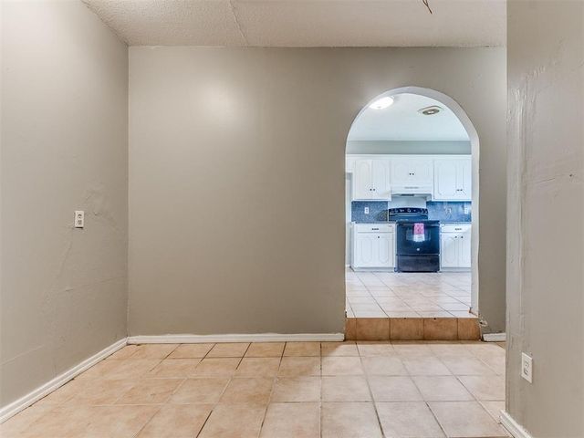 941 N Bradley Avenue, Oklahoma City, OK 73127