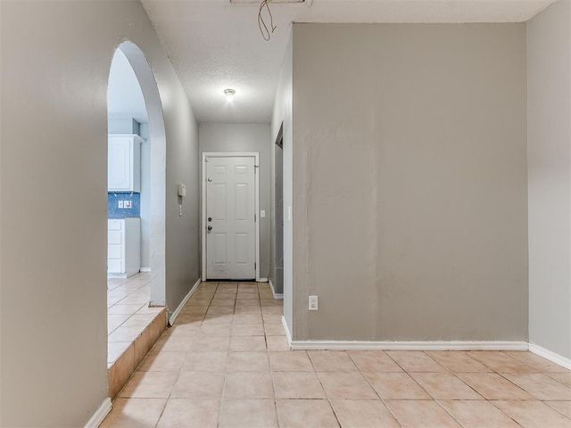 941 N Bradley Avenue, Oklahoma City, OK 73127