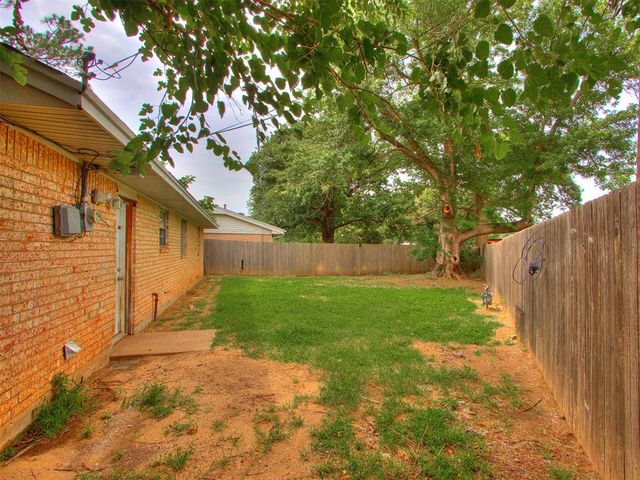 941 N Bradley Avenue, Oklahoma City, OK 73127