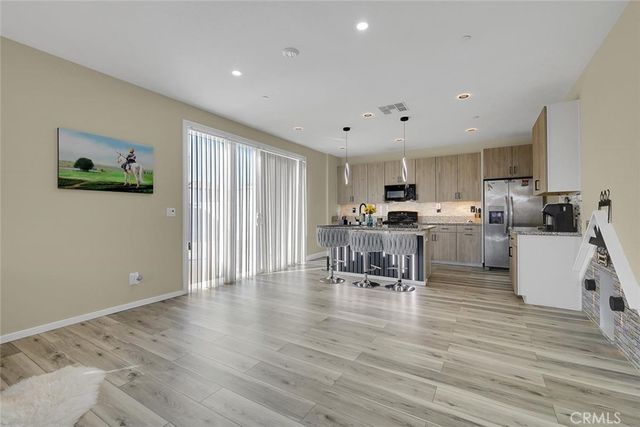 882 Kirkwood Court, Olivehurst, CA 95961