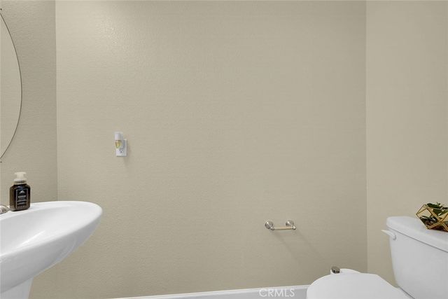 882 Kirkwood Court, Olivehurst, CA 95961