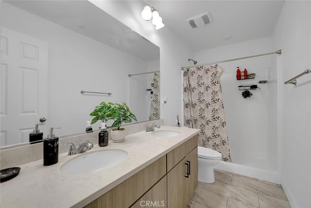 882 Kirkwood Court, Olivehurst, CA 95961