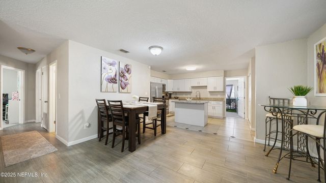 11428 RUSTIC PINES Circle E, Jacksonville, FL 32257