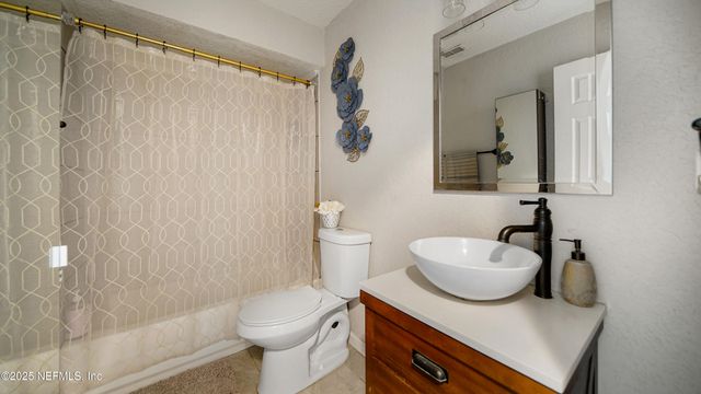 11428 RUSTIC PINES Circle E, Jacksonville, FL 32257