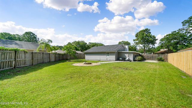 11428 RUSTIC PINES Circle E, Jacksonville, FL 32257